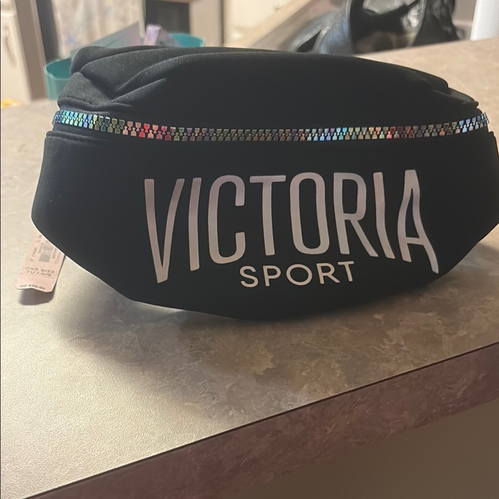 Victoria Sport Black Fanny Pack